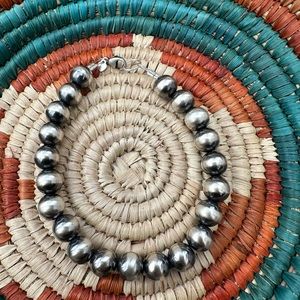 The Classic 8mm Navajo Pearl Bracelet